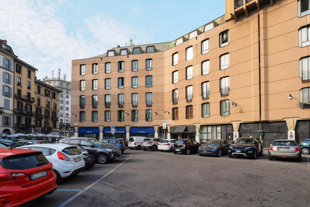 Duomo Luxury Apartment VII Милан Экстерьер фото