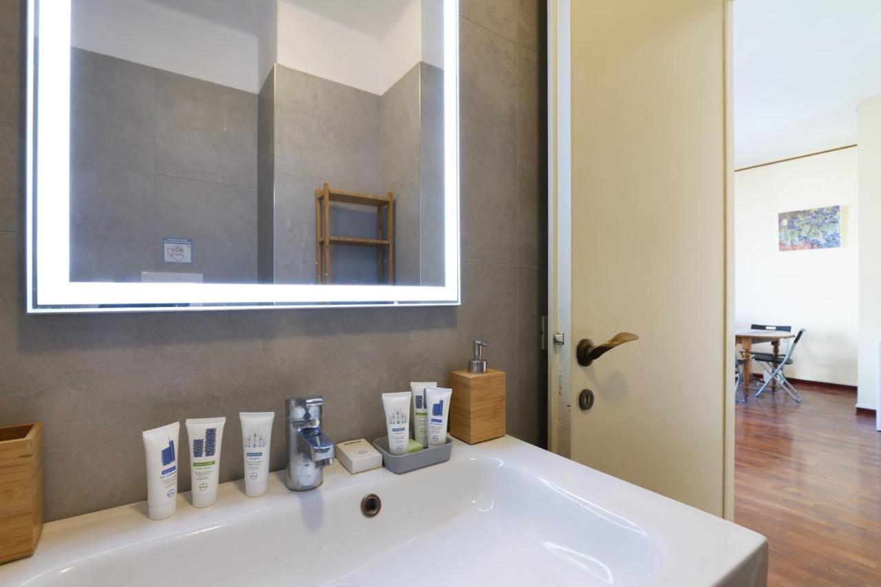 Duomo Luxury Apartment VII Милан Экстерьер фото