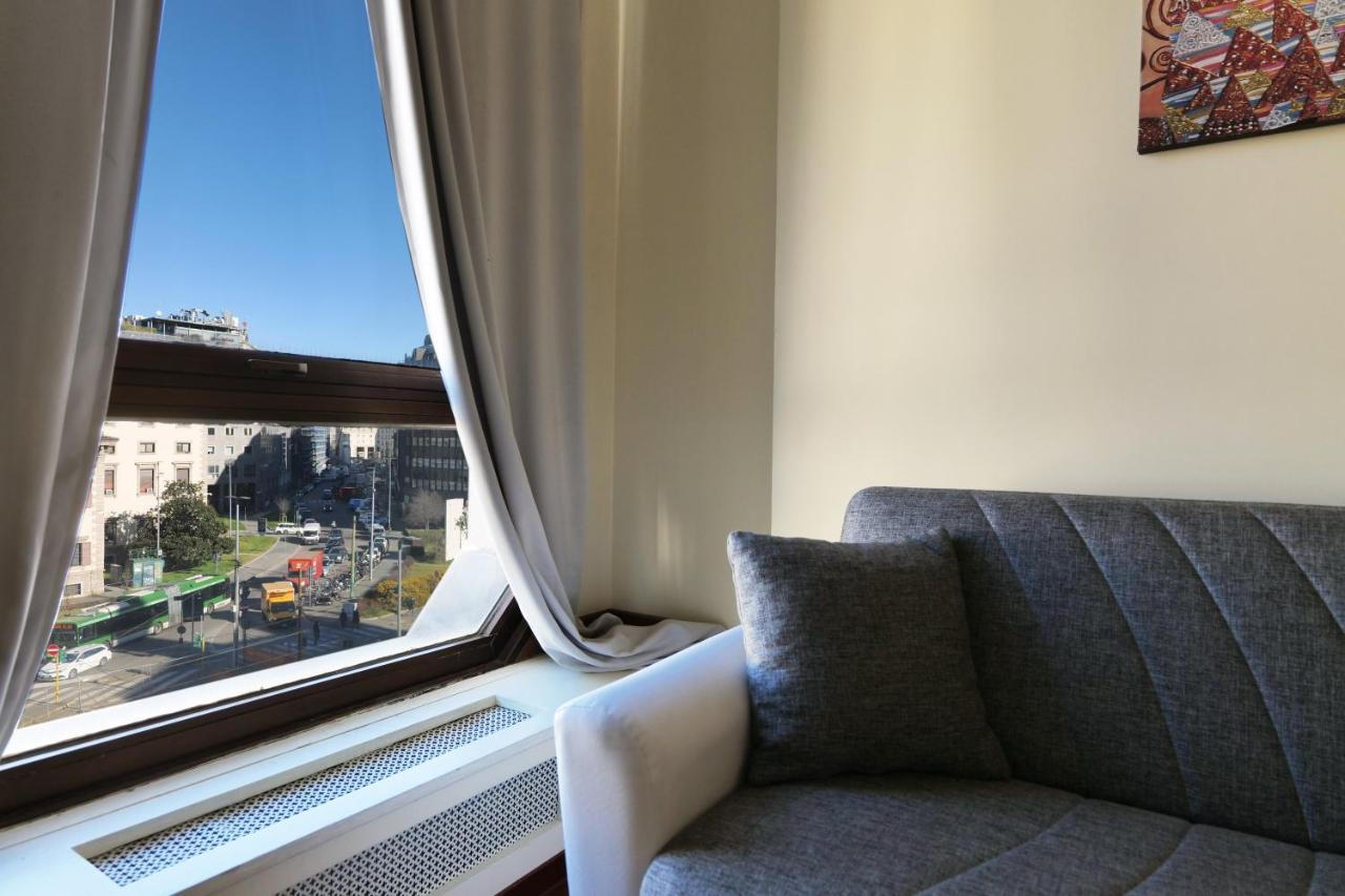 Duomo Luxury Apartment VII Милан Экстерьер фото